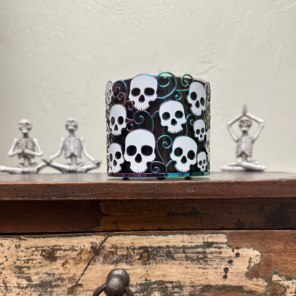 Bath & Body Works Accents Bath Body Works Iridescent Skull 3wick